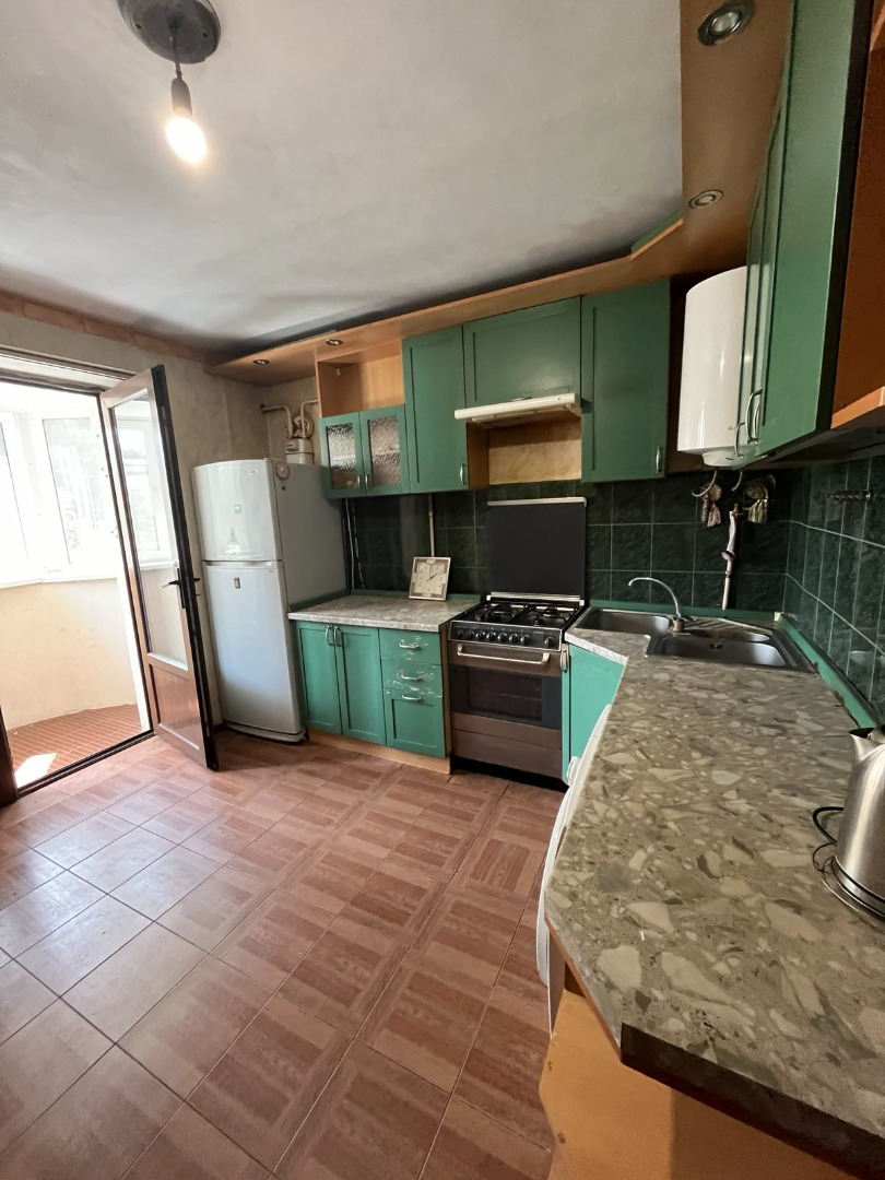 продажа трехкомнатной квартиры номер A-173229 в Приморском районе, фото номер 17